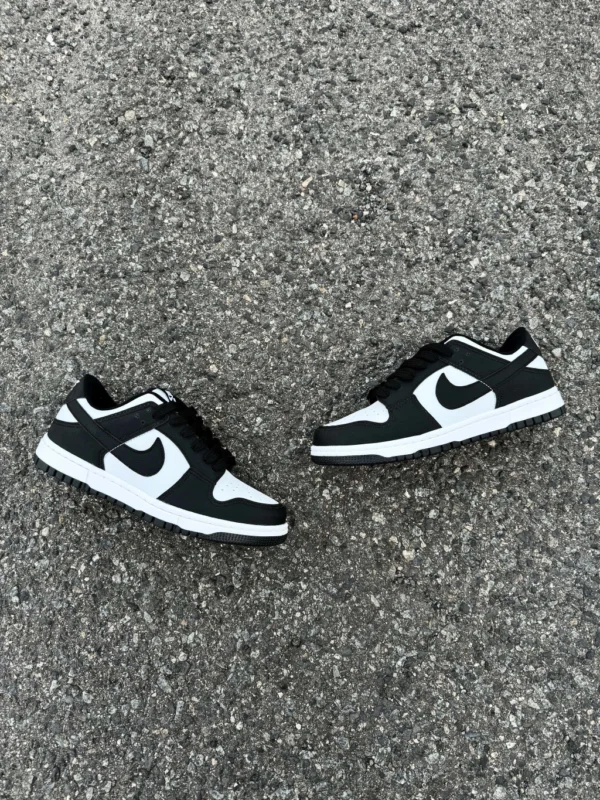 Nike SB Dunk Panda